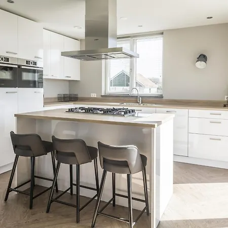 Lush In Texel With Steambath Villa *