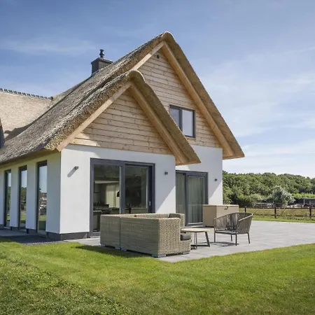 Βίλα Lush In Texel With Steambath